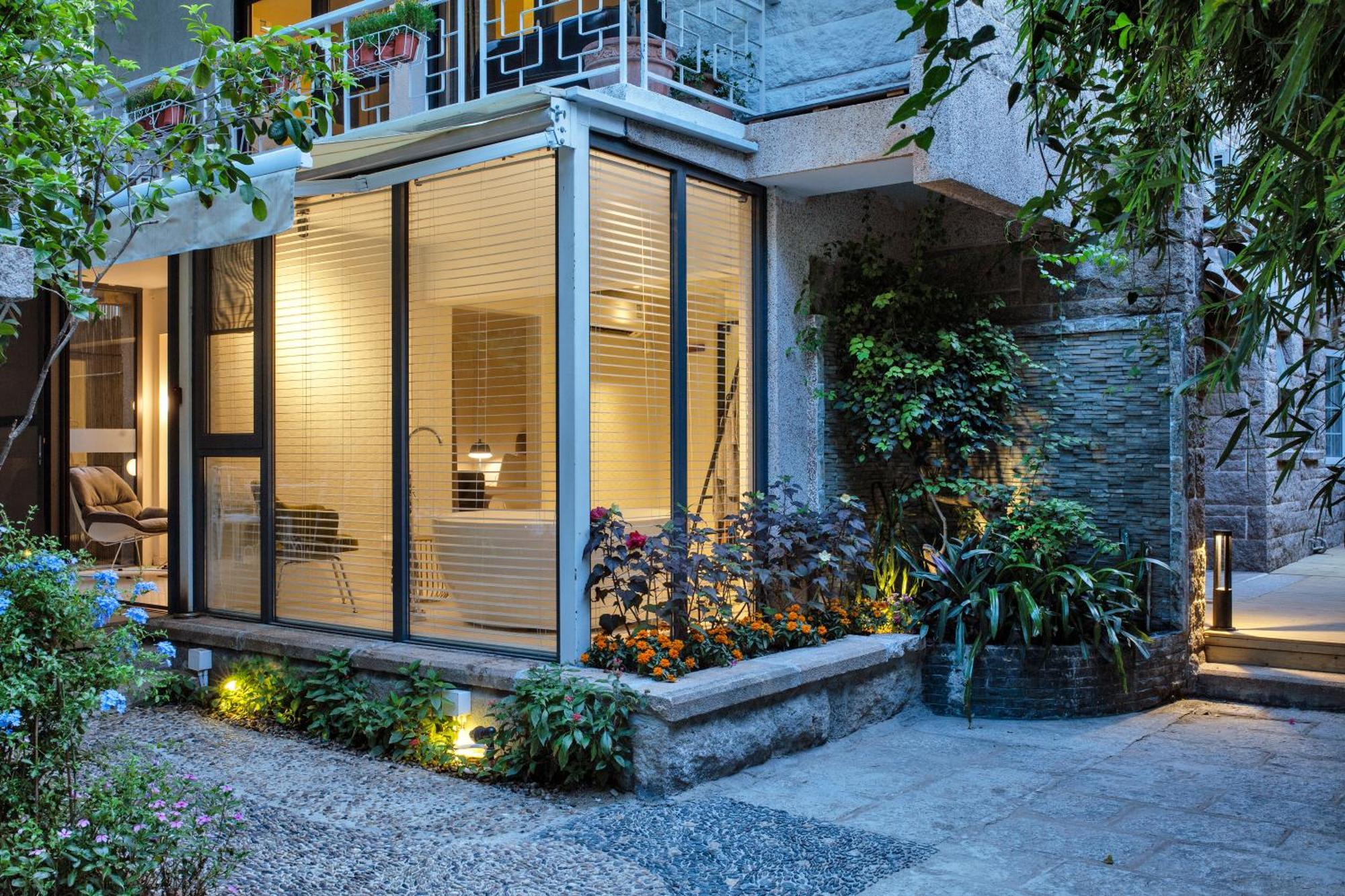 Shenzhen No'6 Garden Villa --French Window With Garden View,Close To Sea World &Shekou Ferry Port &K11 Ecoast &Subway Nearby ,Offer Western Food And Coffee &English Speaking With Tour Services المظهر الخارجي الصورة