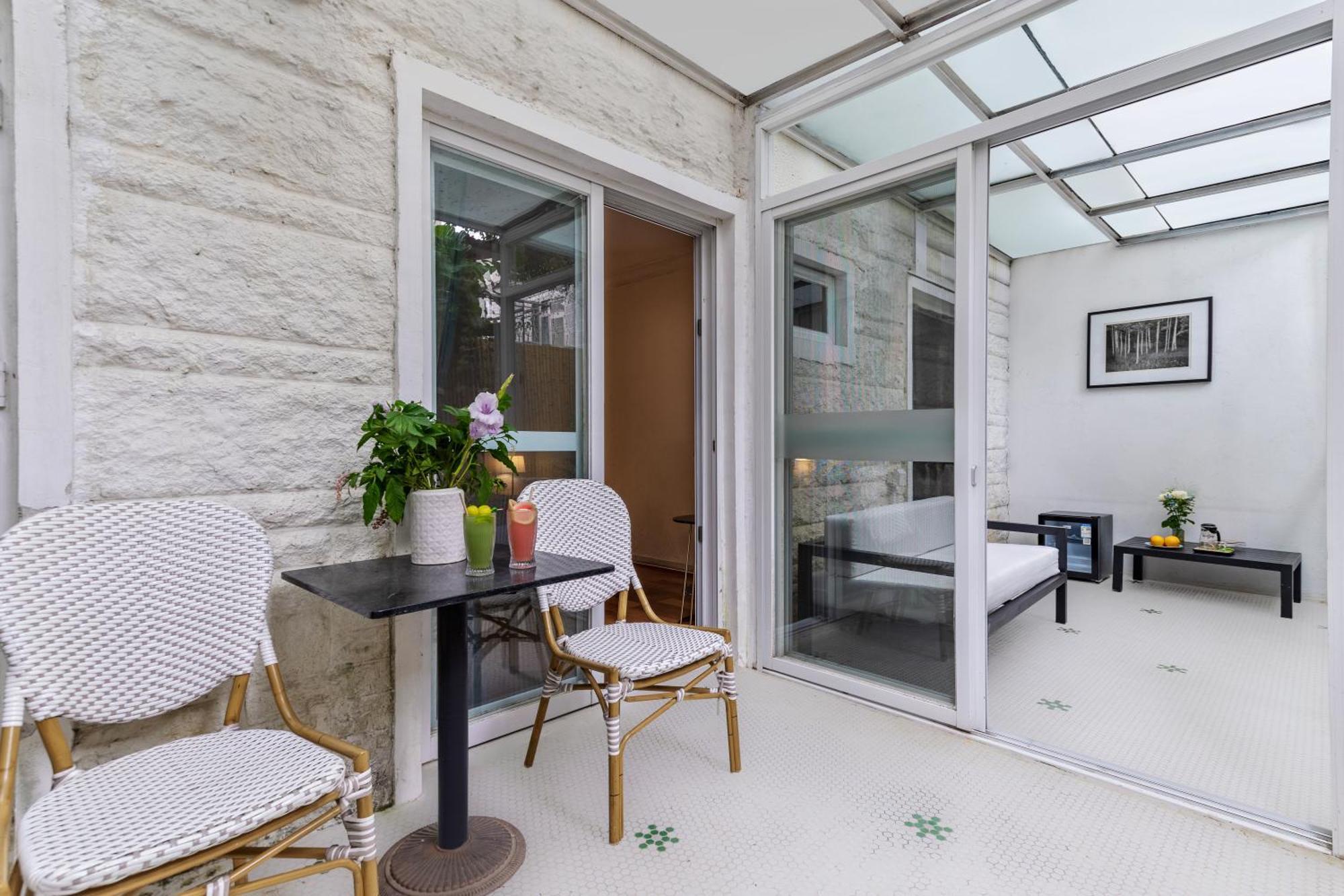 Shenzhen No'6 Garden Villa --French Window With Garden View,Close To Sea World &Shekou Ferry Port &K11 Ecoast &Subway Nearby ,Offer Western Food And Coffee &English Speaking With Tour Services المظهر الخارجي الصورة