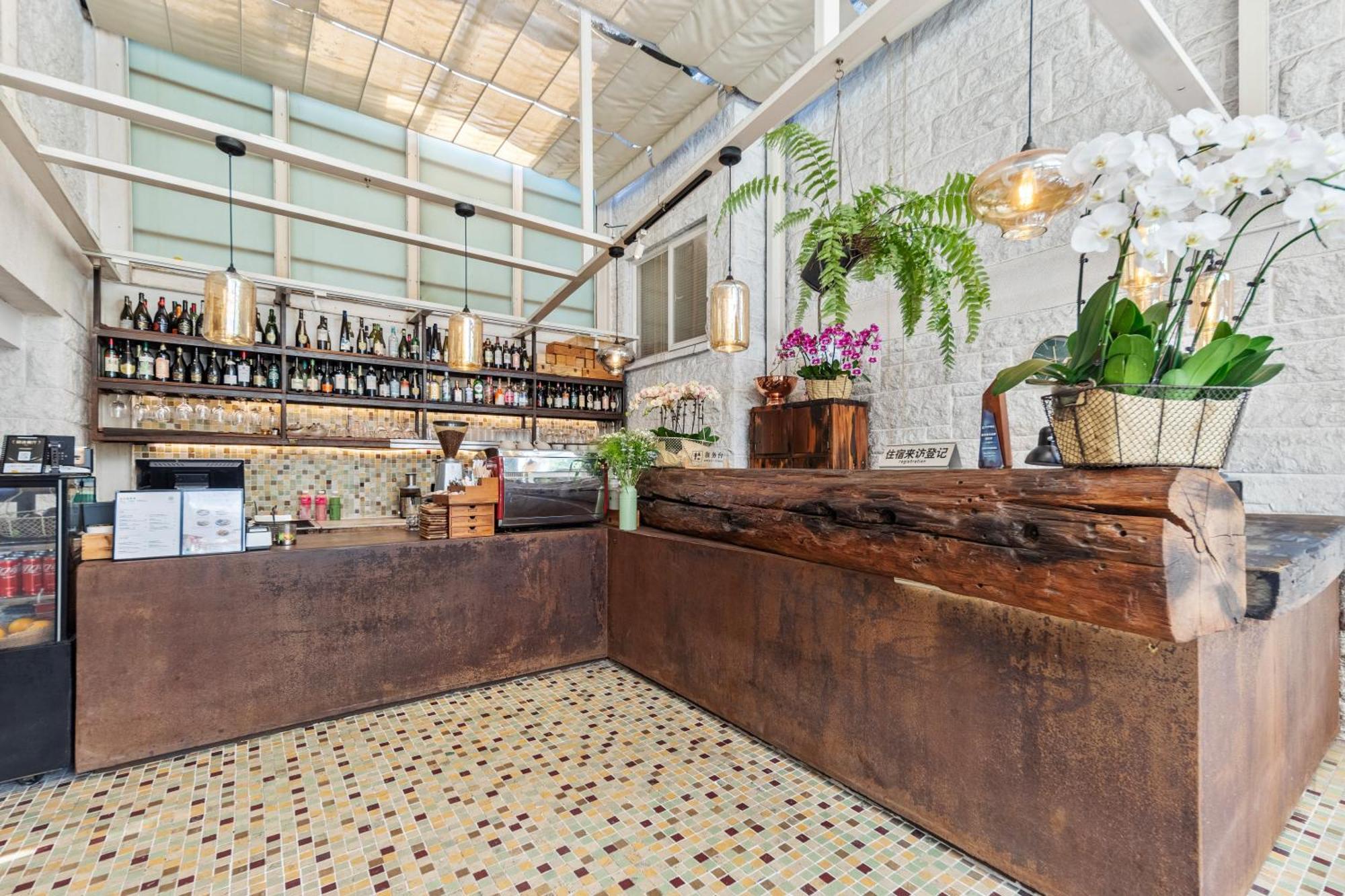 Shenzhen No'6 Garden Villa --French Window With Garden View,Close To Sea World &Shekou Ferry Port &K11 Ecoast &Subway Nearby ,Offer Western Food And Coffee &English Speaking With Tour Services المظهر الخارجي الصورة