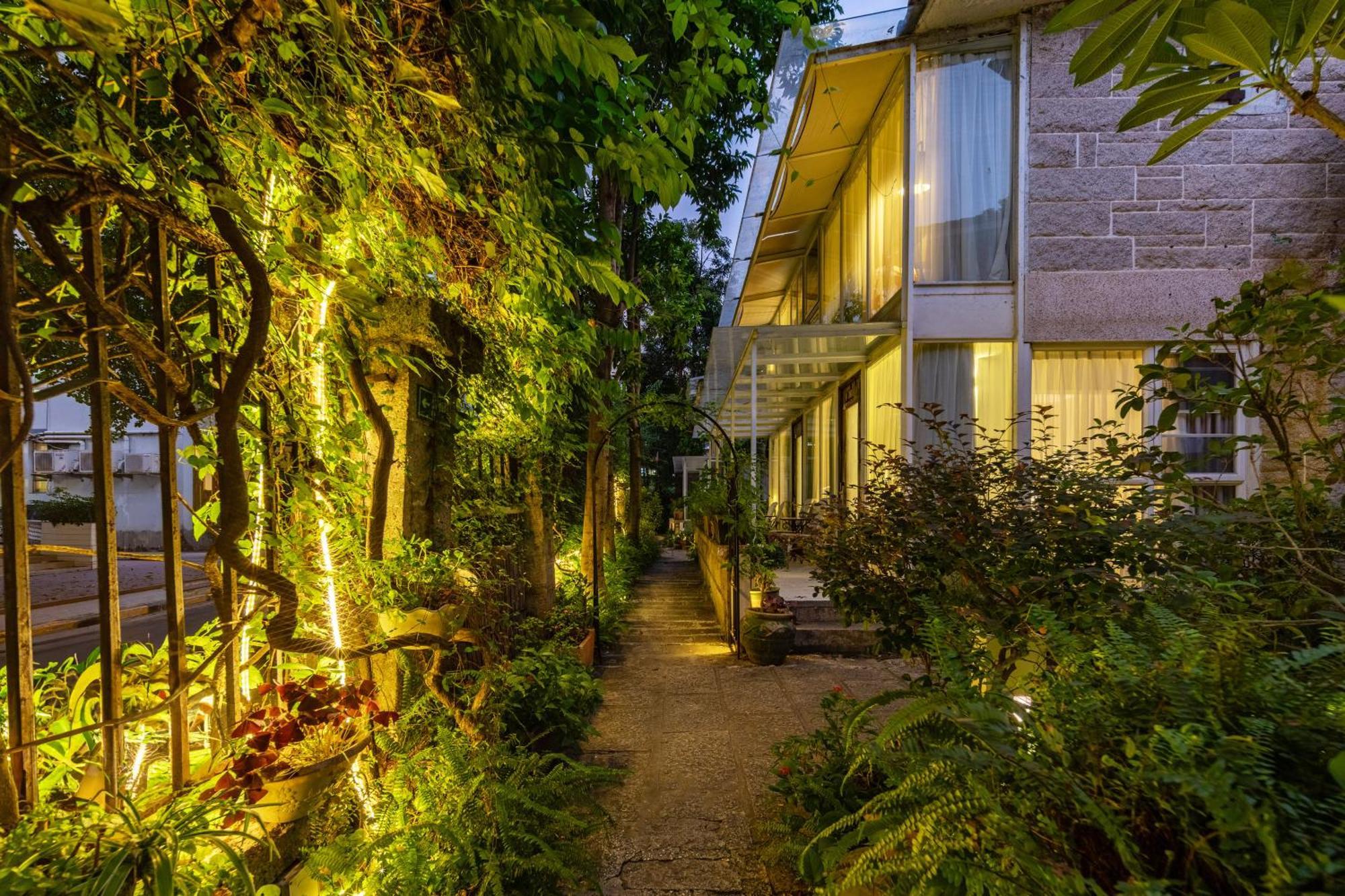 Shenzhen No'6 Garden Villa --French Window With Garden View,Close To Sea World &Shekou Ferry Port &K11 Ecoast &Subway Nearby ,Offer Western Food And Coffee &English Speaking With Tour Services المظهر الخارجي الصورة